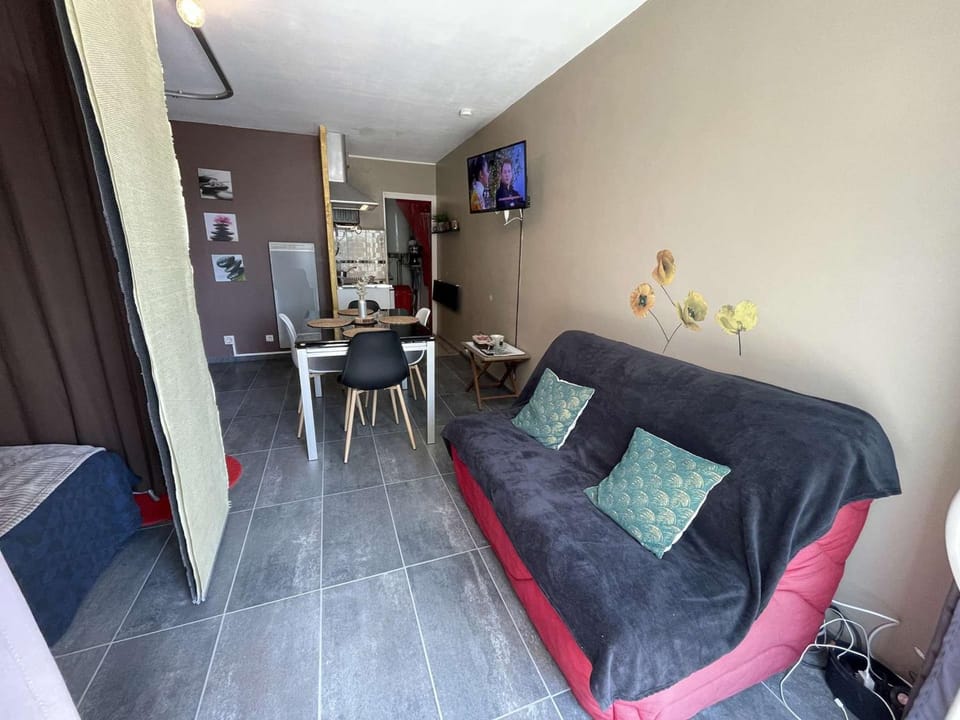 Studio confortable avec terrasse et parking à 300m de la plage - FR-1-224C-236 Apartment in Saint-Jean-de-Monts