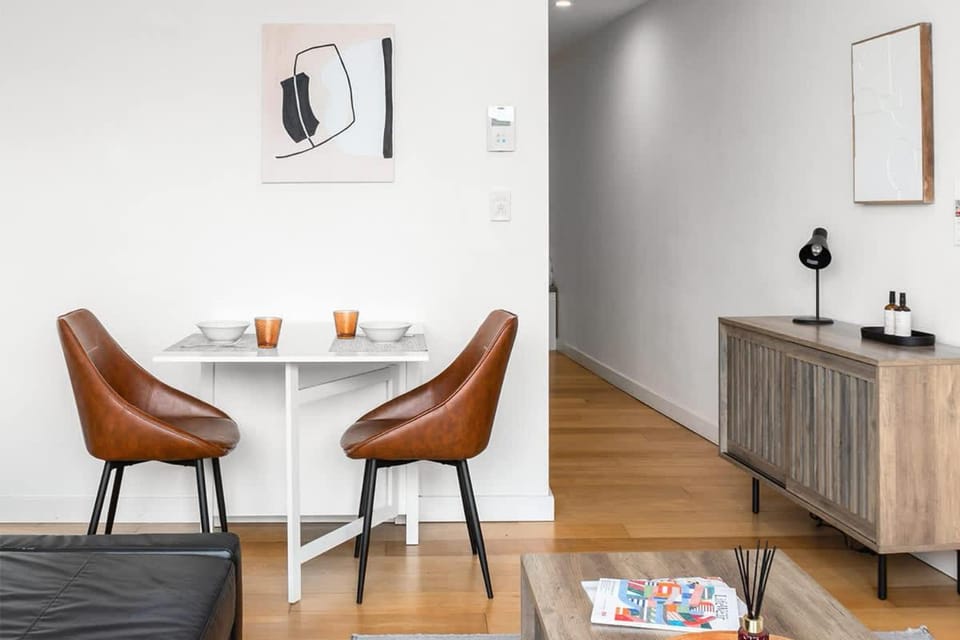 Central stylish 1 bedroom with balcony and air-con Apartment in Surry Hills
