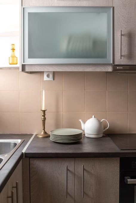 Sophisticated Athenian 2BD apt Apartment in Athens