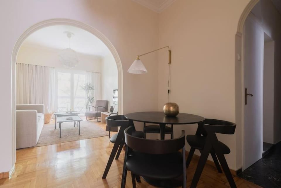 Sophisticated Athenian 2BD apt Apartment in Athens