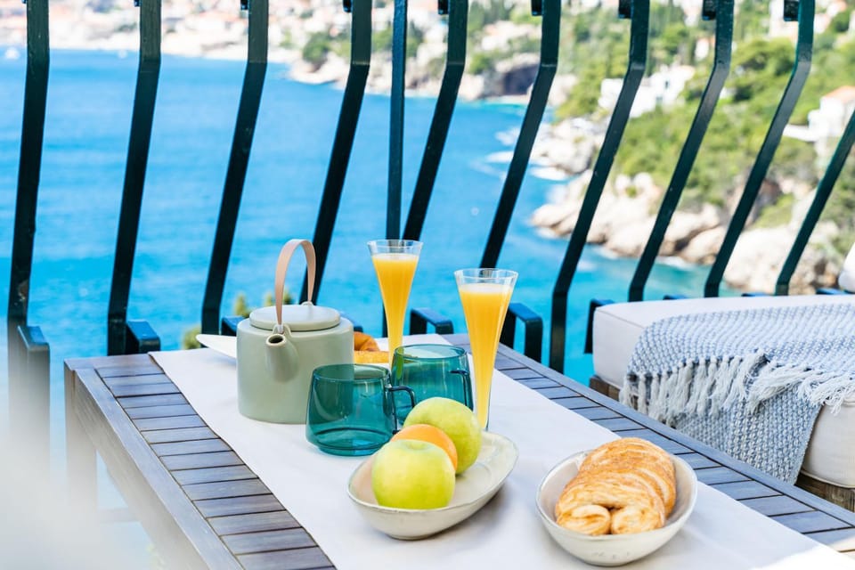 Beach House Sveti Jakov 2 Apartment in Dubrovnik