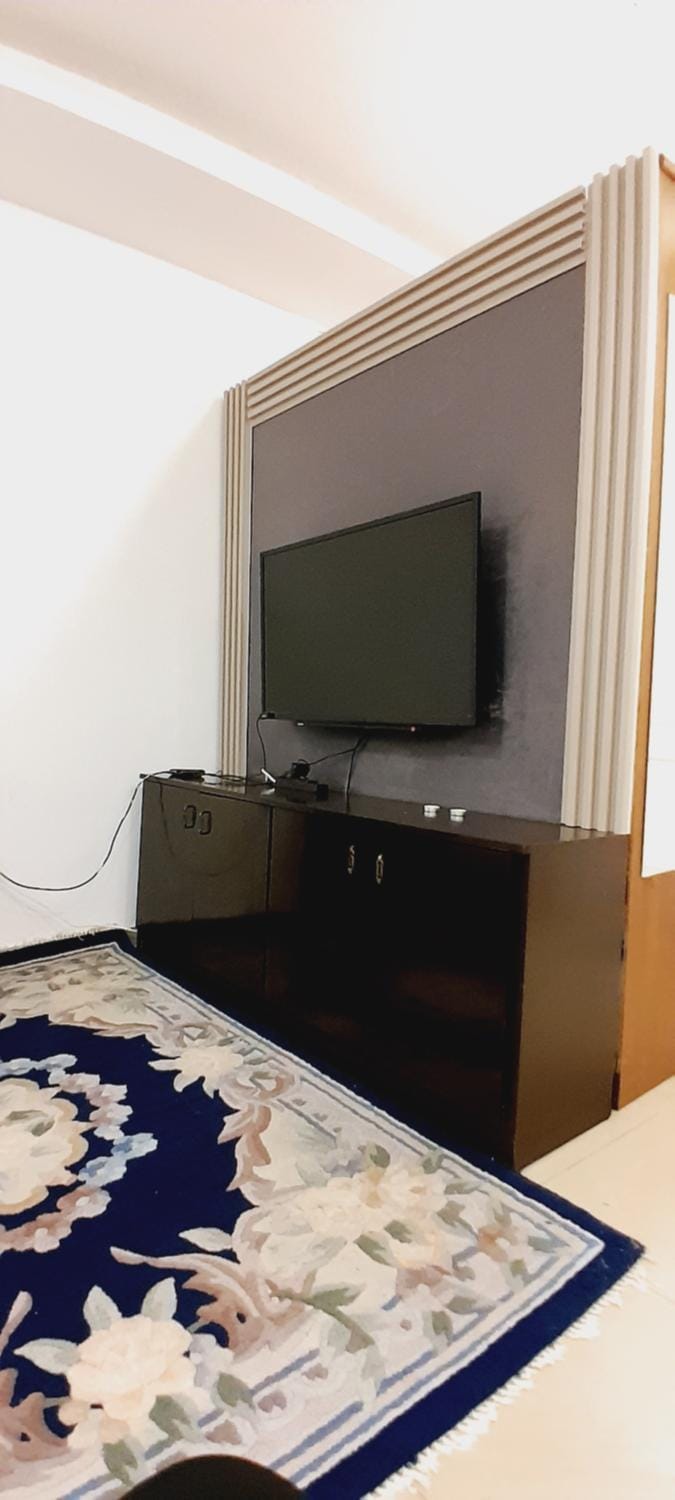 Communal lounge/ TV room, TV and multimedia