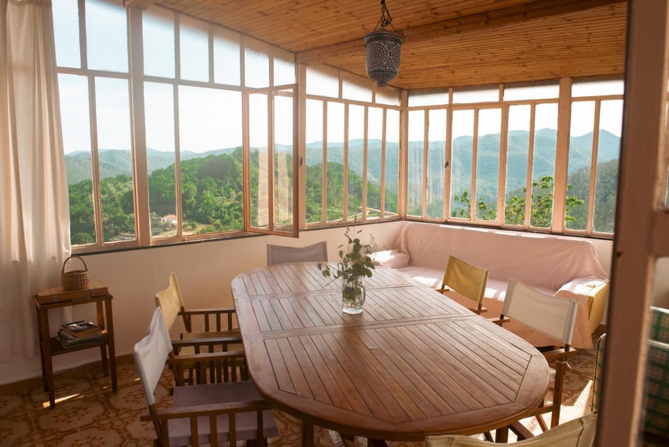 Artists' holiday home near Cinque Terre - 4 bedrooms, large terrace, great views House in Liguria