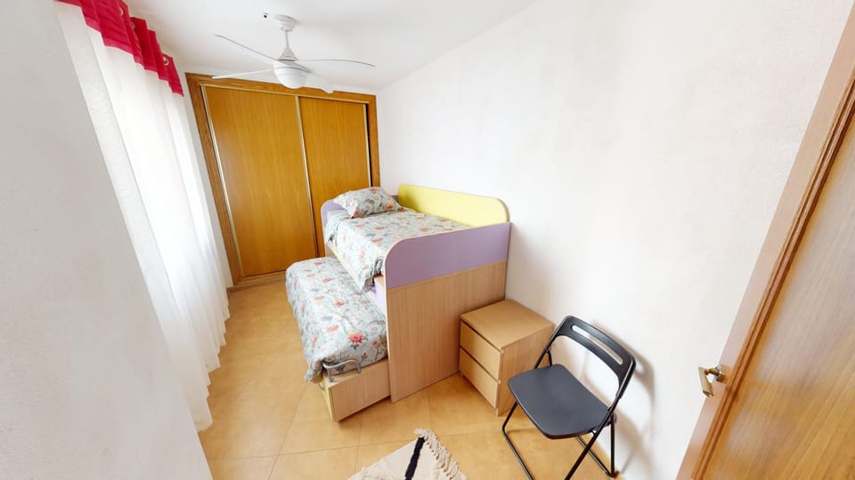 Bed, Photo of the whole room, wardrobe