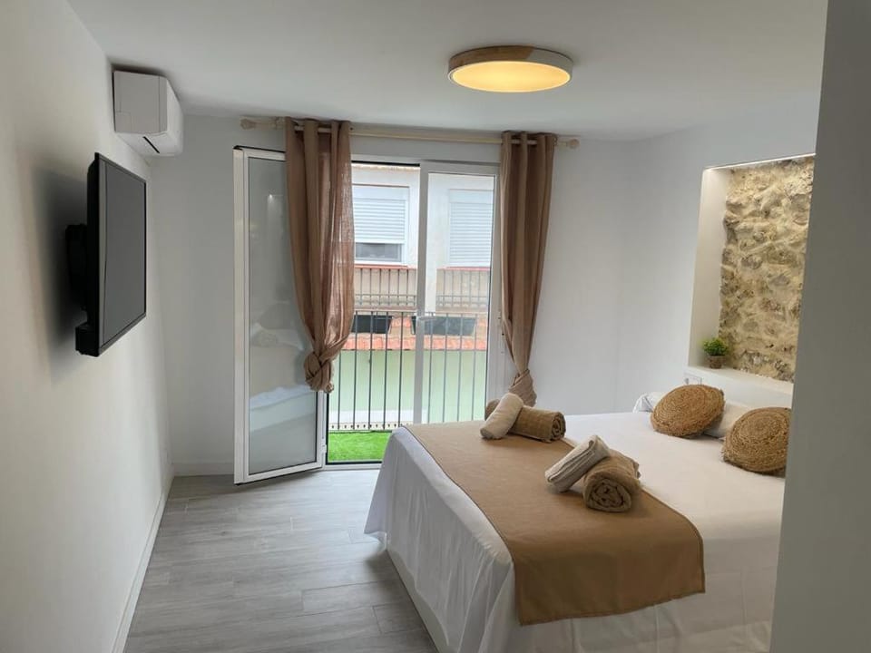 Ereta Rooms Habitaciones baño privado Bed and Breakfast in Alicante