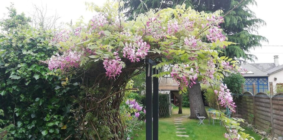 Chambre chez Jan-Nicolas et Sylvie Vacation rental in Le Mans