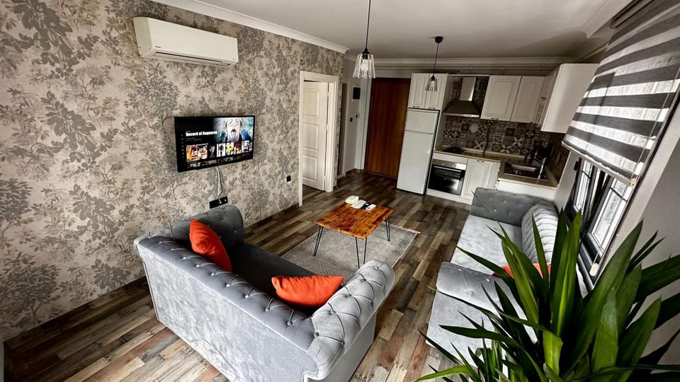 Communal lounge/ TV room, TV and multimedia, Living room, Seating area, Dining area, Evening entertainment, pet friendly, stove