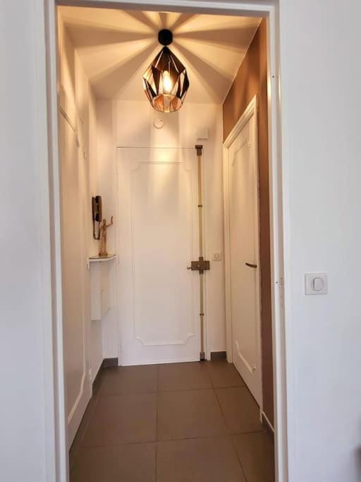 Cosy Studio à Cannes 8 min de la Croisette Apartment in Cannes