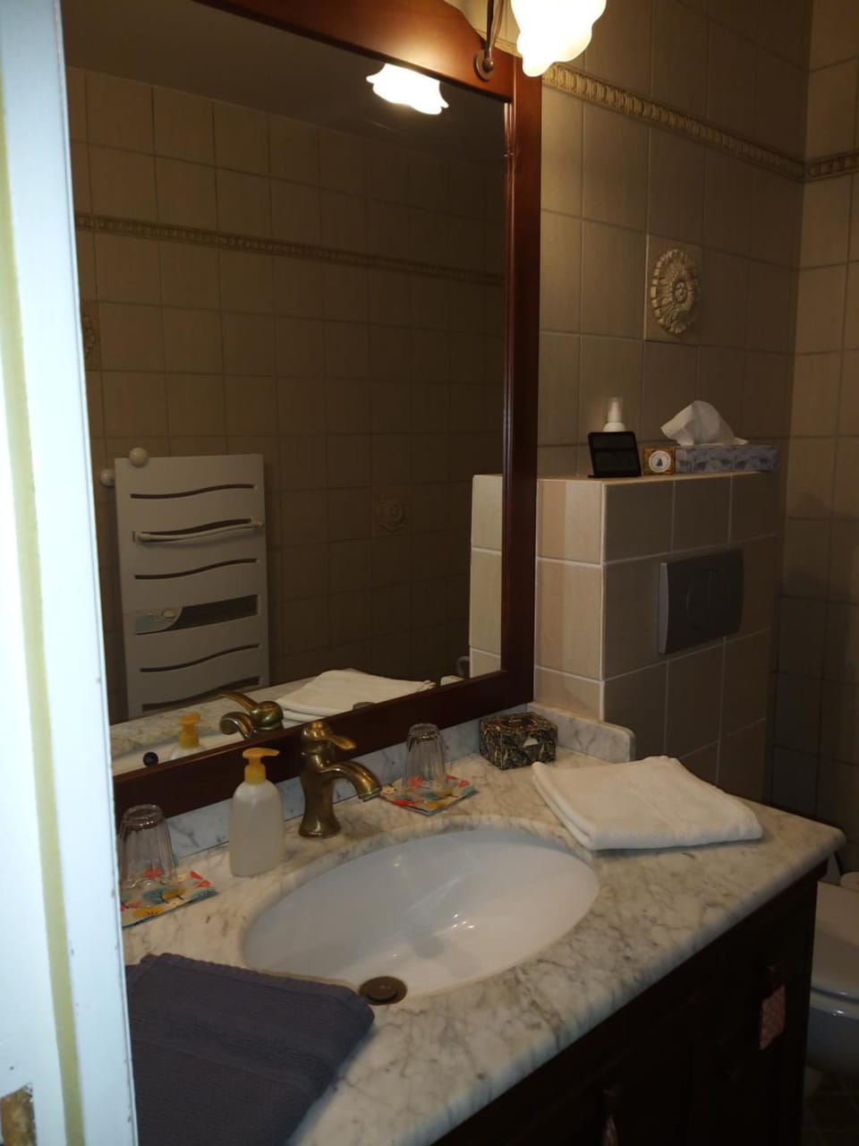 Chambre et sanitaires privés chez un particulier Vacation rental in Île-de-France
