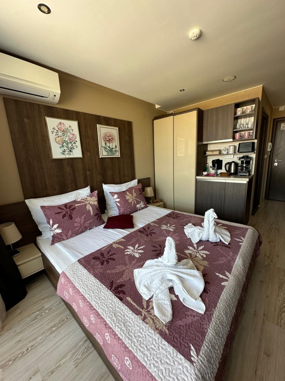 Sea View Private Studio Paradiso B 509 Apartment in Nessebar