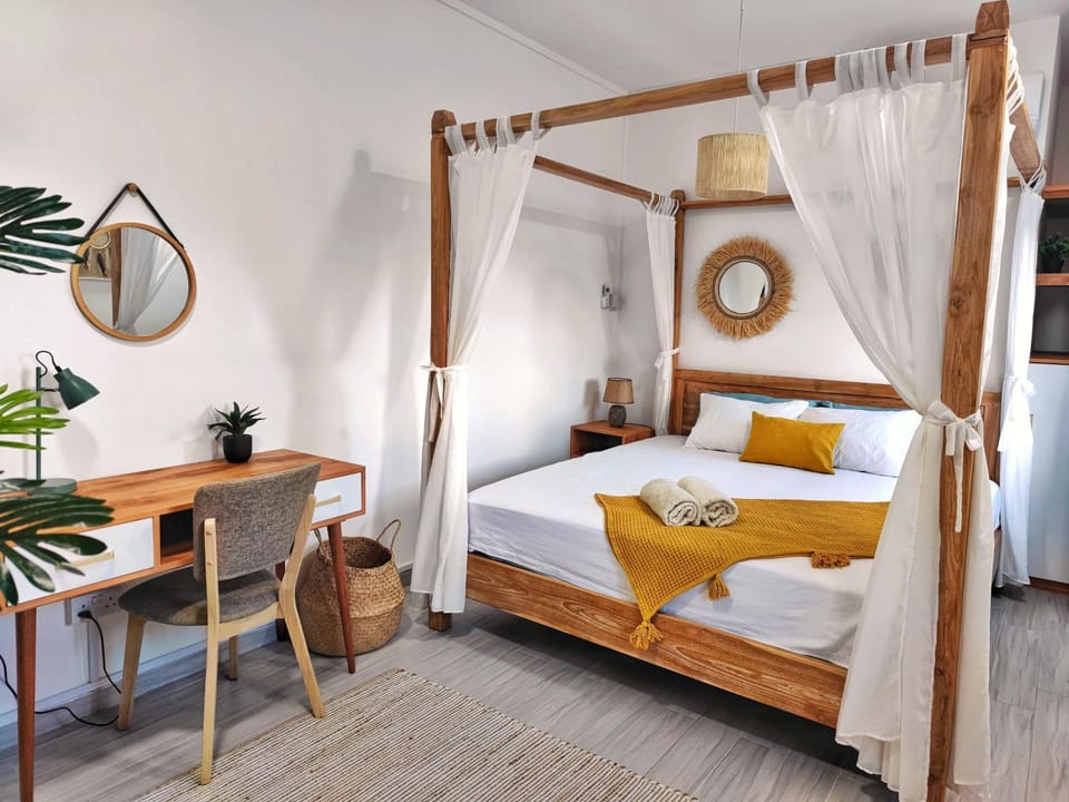 Bed, Bedroom