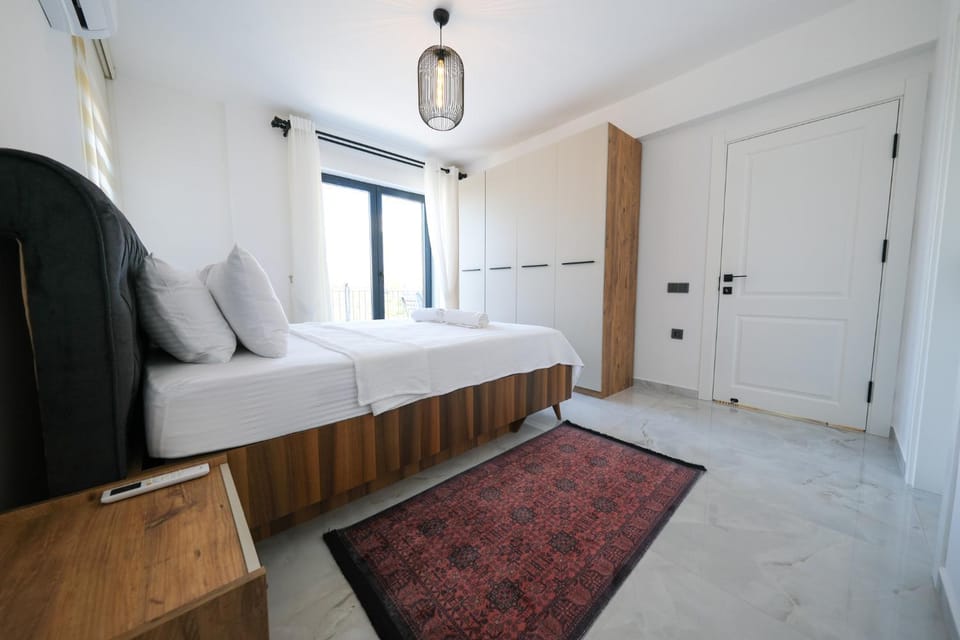 Bed, Photo of the whole room, Bedroom, wardrobe