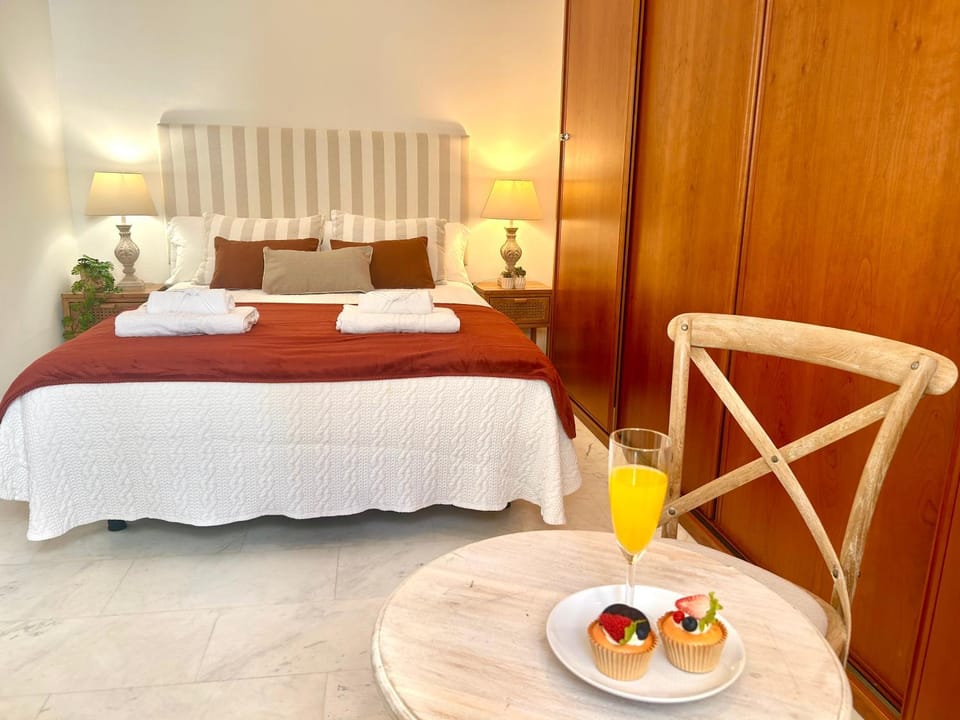 GATU Mariana Boutique centro Apartment in Granada