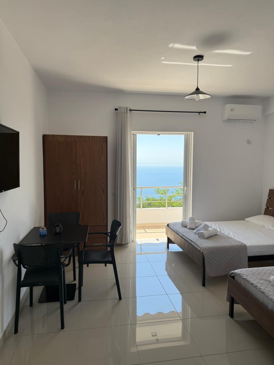 Bed, View (from property/room), Photo of the whole room, Seating area, Bedroom, Sea view, towels, air conditioner