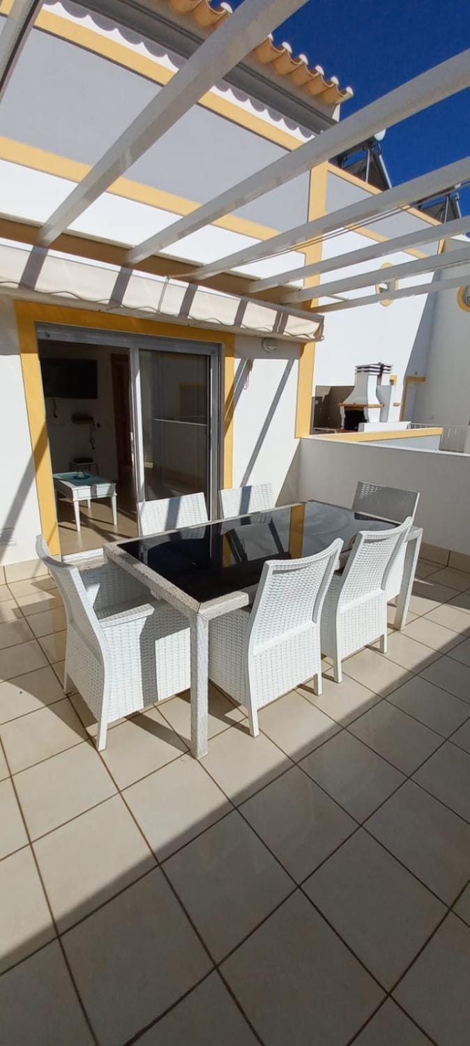 View (from property/room), Balcony/Terrace