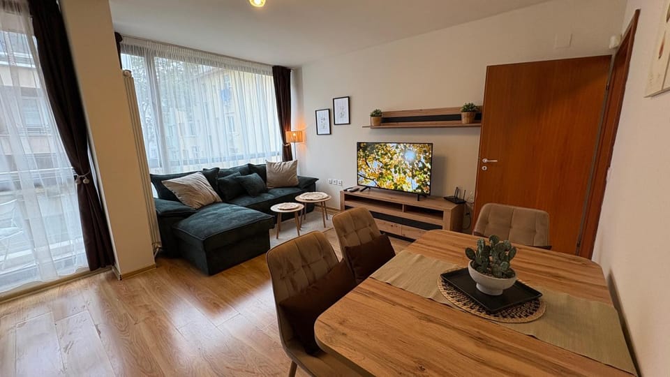 Two-bedroom Apartments - Tundza Apartment in Sofia