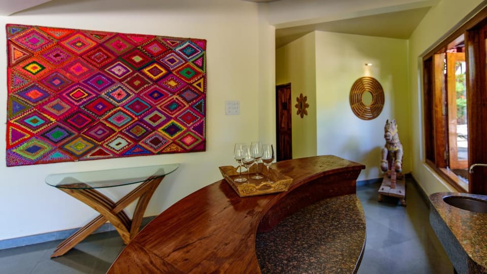 Restaurant/places to eat, Dining area