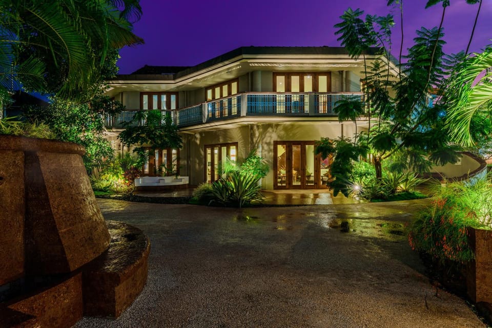 Night, Garden view