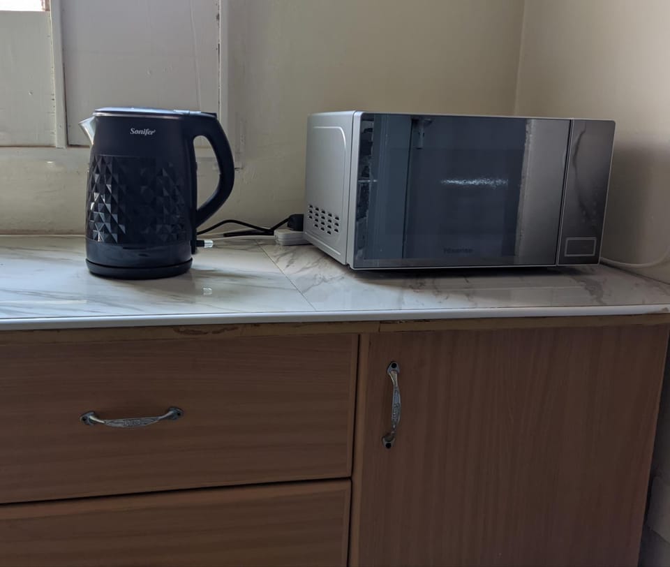 Coffee/tea facilities, minibar
