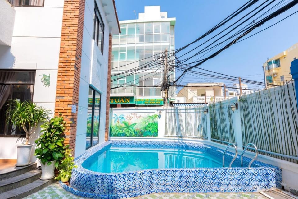 Property building, Pool view, Swimming pool