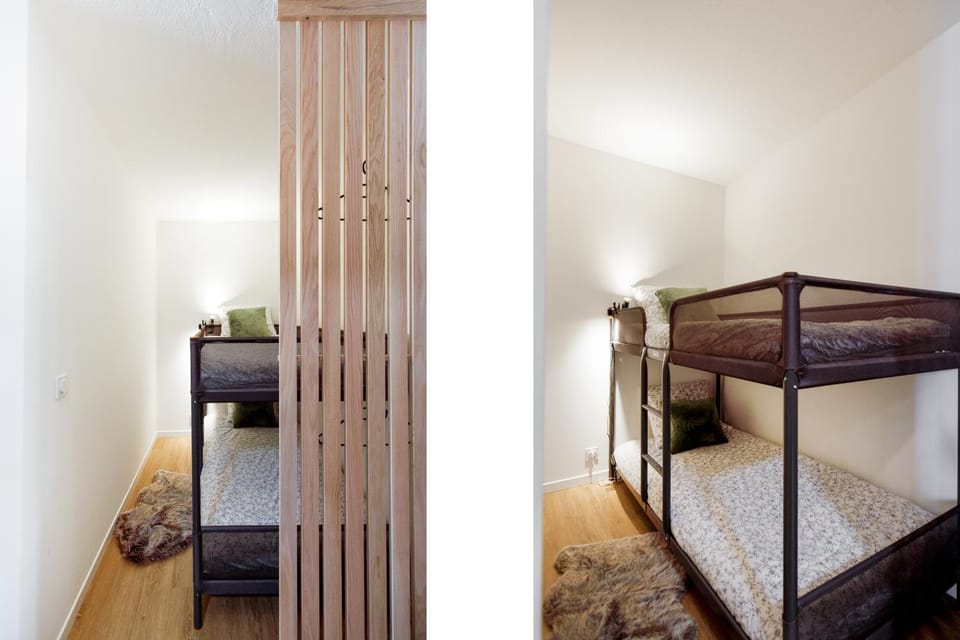 Bedroom, bunk bed