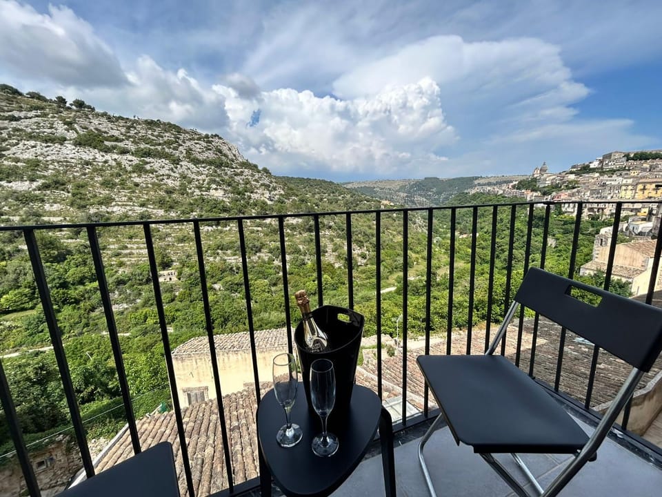 Natural landscape, Balcony/Terrace, Mountain view