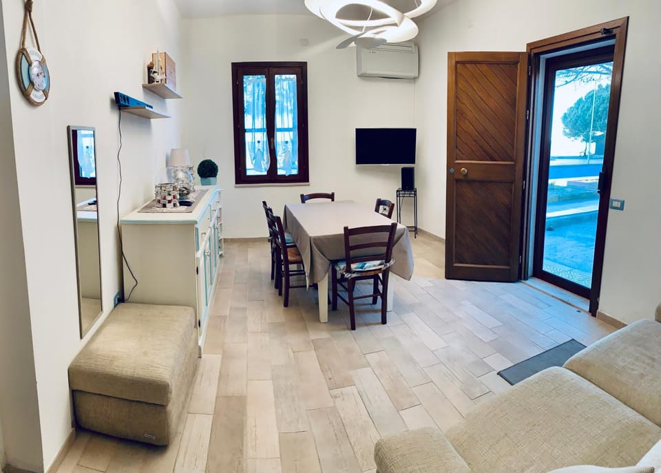Living room, Seating area, Dining area, hair dresser, air conditioner
