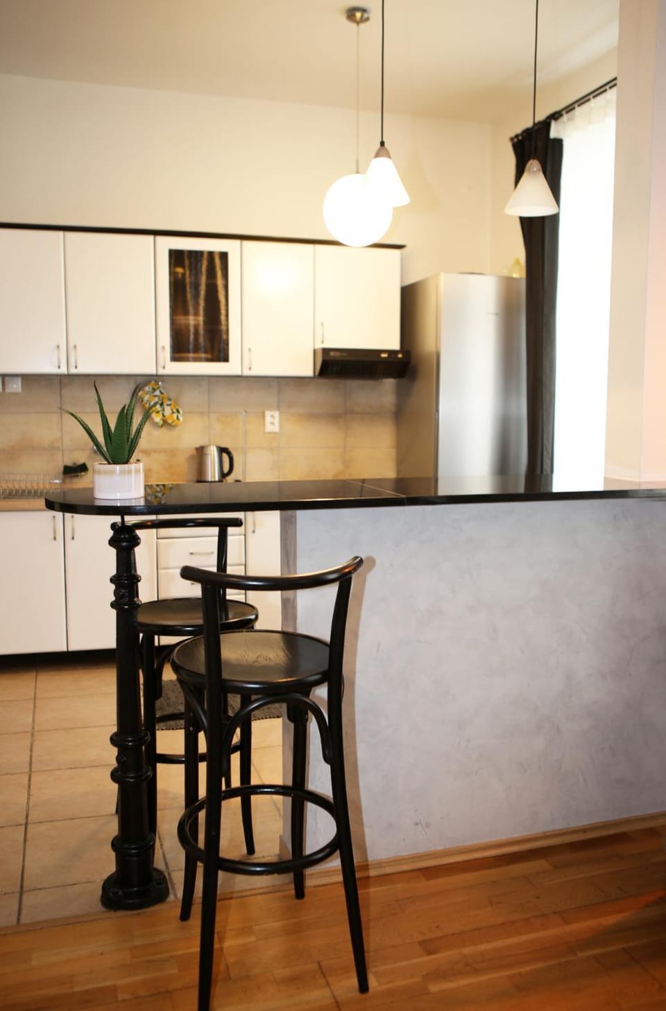 Kitchen or kitchenette, Dining area, minibar, pet friendly, stove