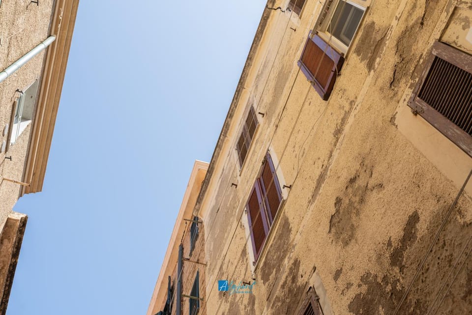 Property building, Day, Neighbourhood, Street view