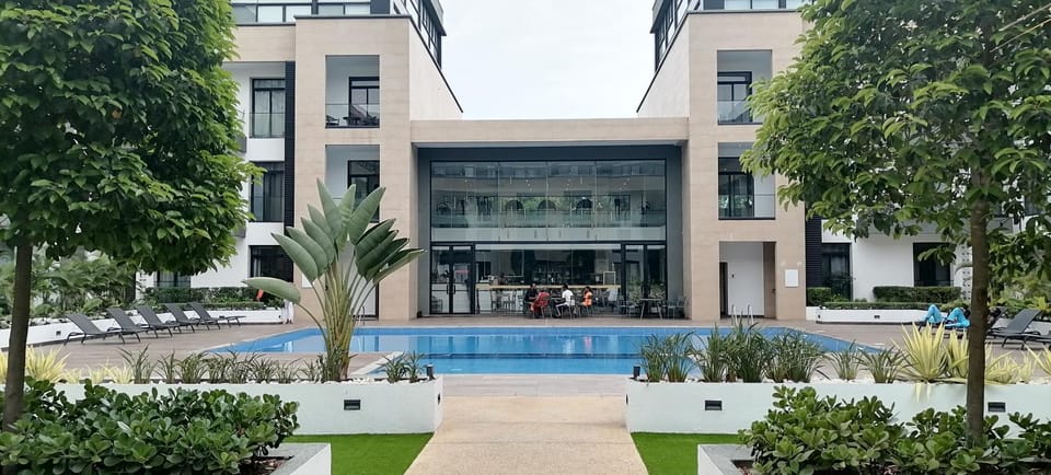 Restaurant/places to eat, Garden, Garden view, Pool view, Swimming pool
