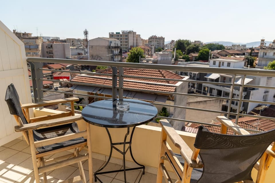 Secret Oasis Aptms room1 Apartment in Peloponnese, Western Greece and the Ionian