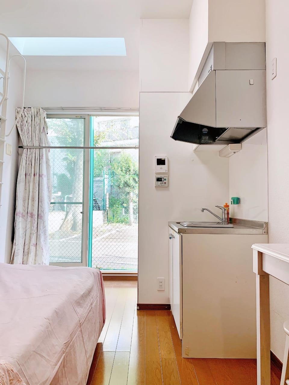 Ikebukuro Center! Ikebukuro 6min walk!池袋中心地带! 池袋车站步行6分!loft阁楼!公寓干湿分离! 智能马桶! 高速无限制网路! 103 Apartment in Japan