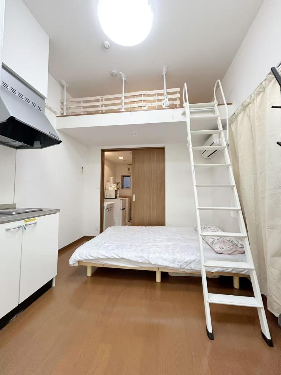 Ikebukuro Center! Ikebukuro 6min walk!池袋中心地带! 池袋车站步行6分!loft阁楼!公寓干湿分离! 智能马桶! 高速无限制网路! 103 Apartment in Japan