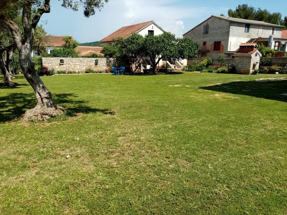 Garden, Garden
