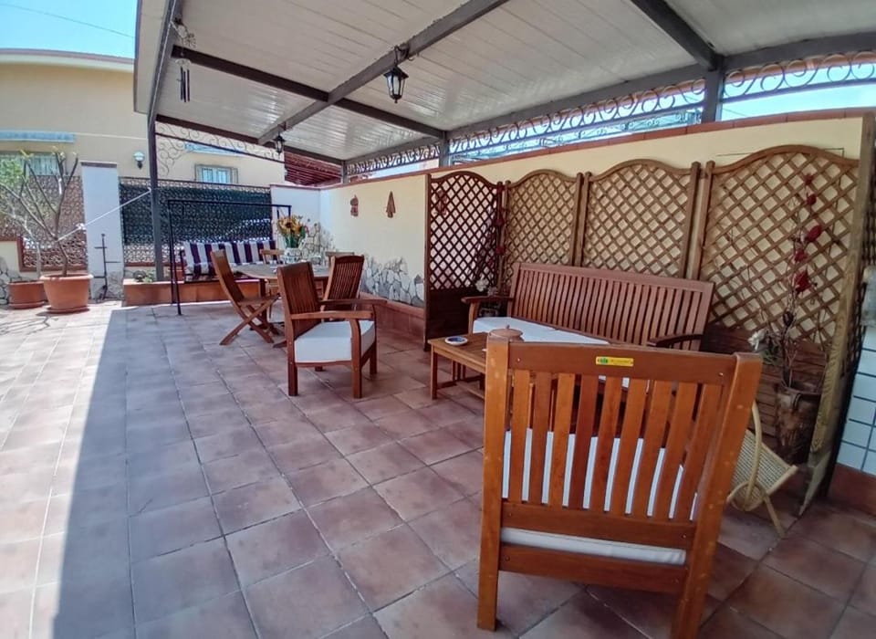 Patio, Balcony/Terrace