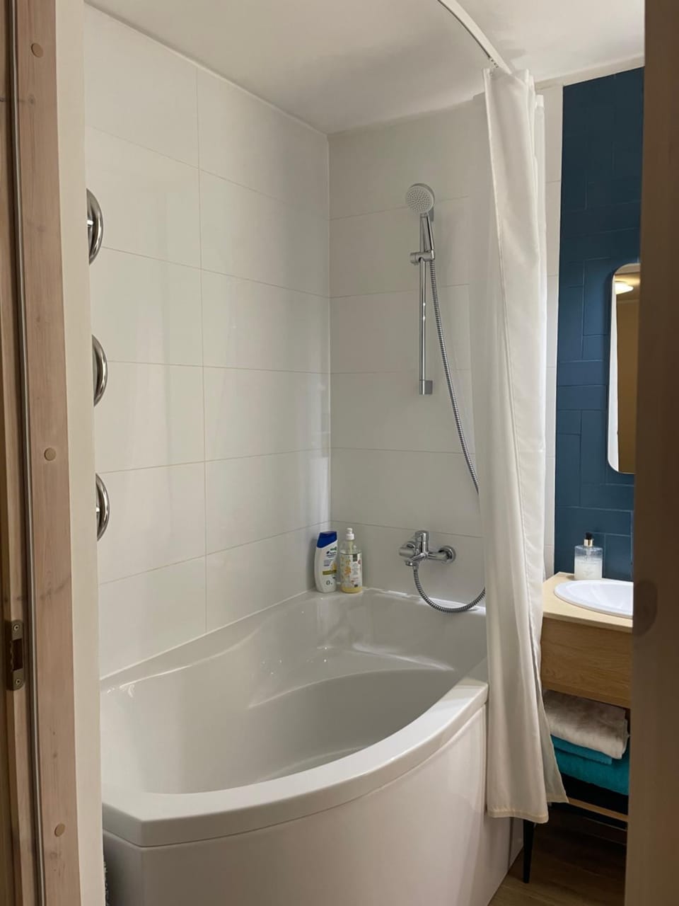 Shower, Bathroom, Bath