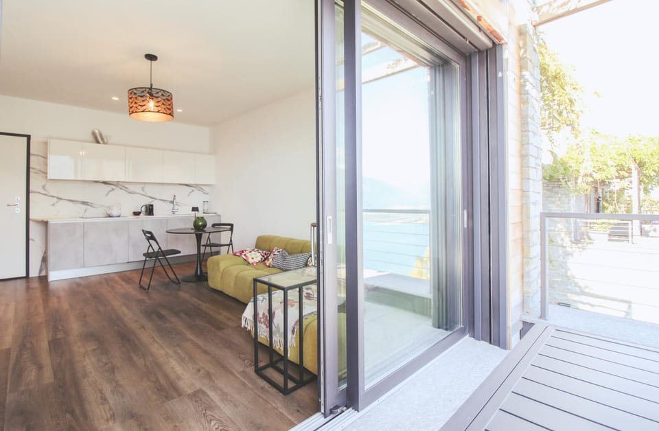 Day, Balcony/Terrace, Living room, Dining area, Lake view