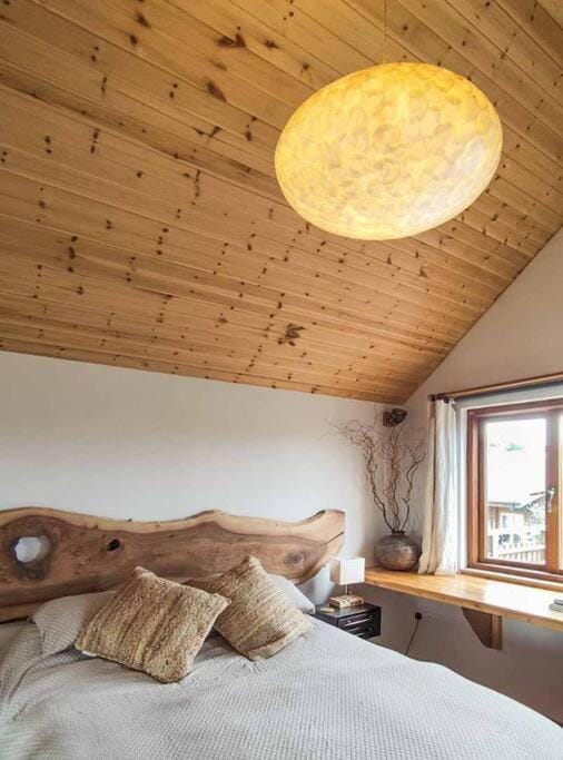 Beachside chalet 3 Cormorant with access to beach Chalet in New Forest District