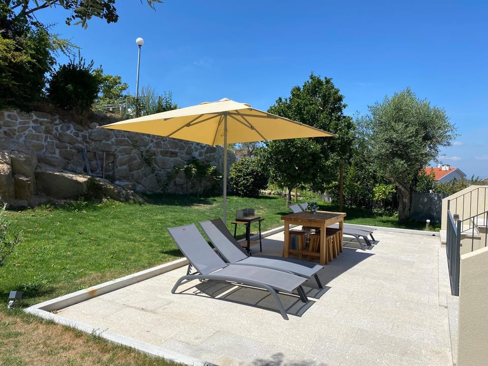 Patio, Garden, sunbed