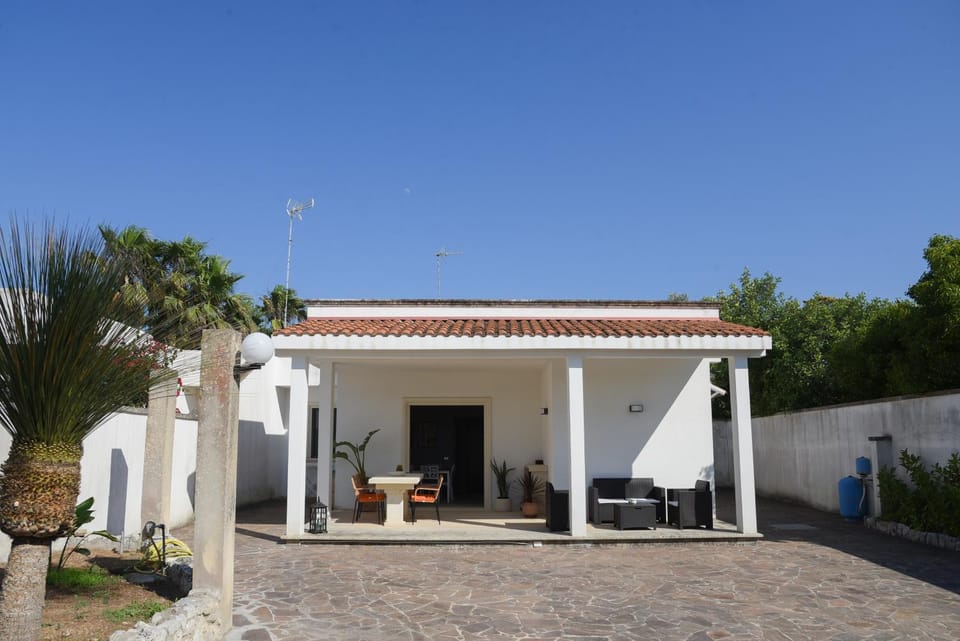 Property building, Garden, Garden view
