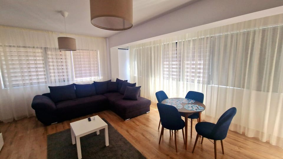 Living room, Diving