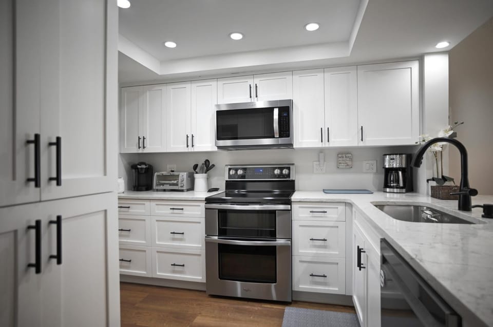 Fully Updated, Ground Floor, Poolside With Great Ocean View - Unit 49! Apartment in Seacrest Beach