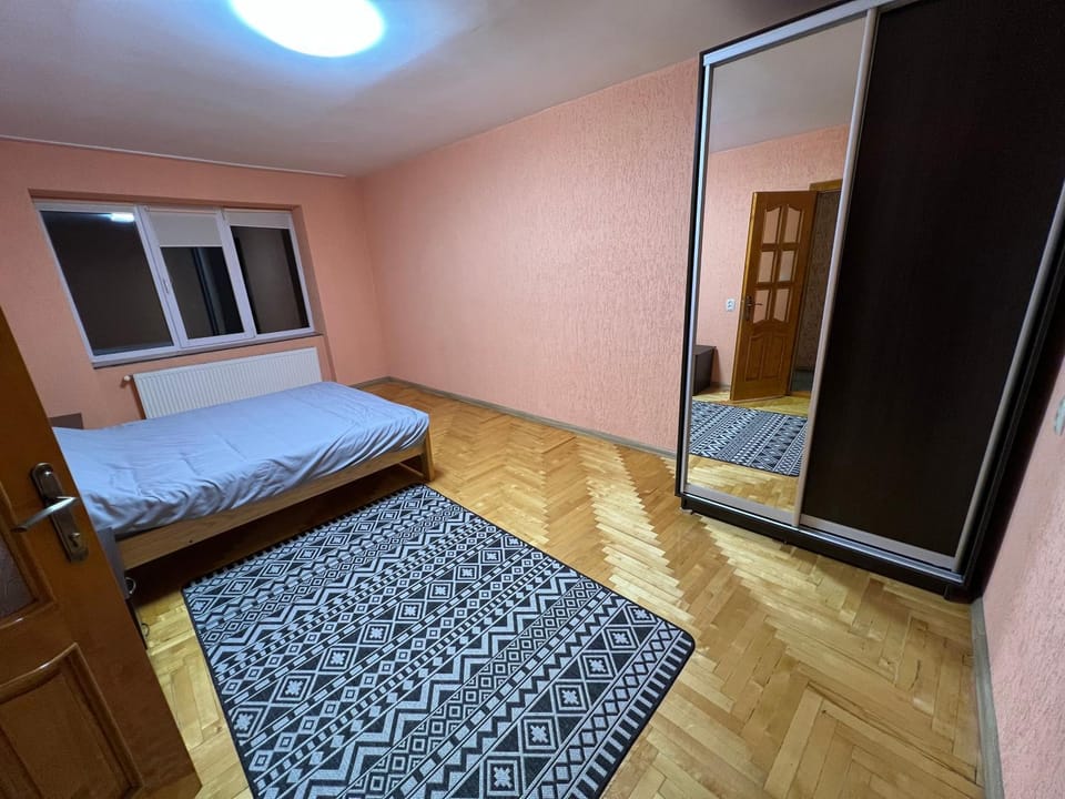 Квартира трикімнатна Apartment in Hungary