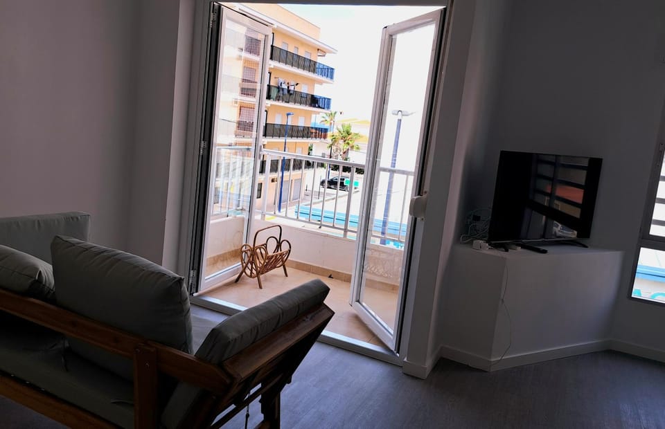 Amplio piso con terraza a 50 m de playa Miramar Apartment in Safor