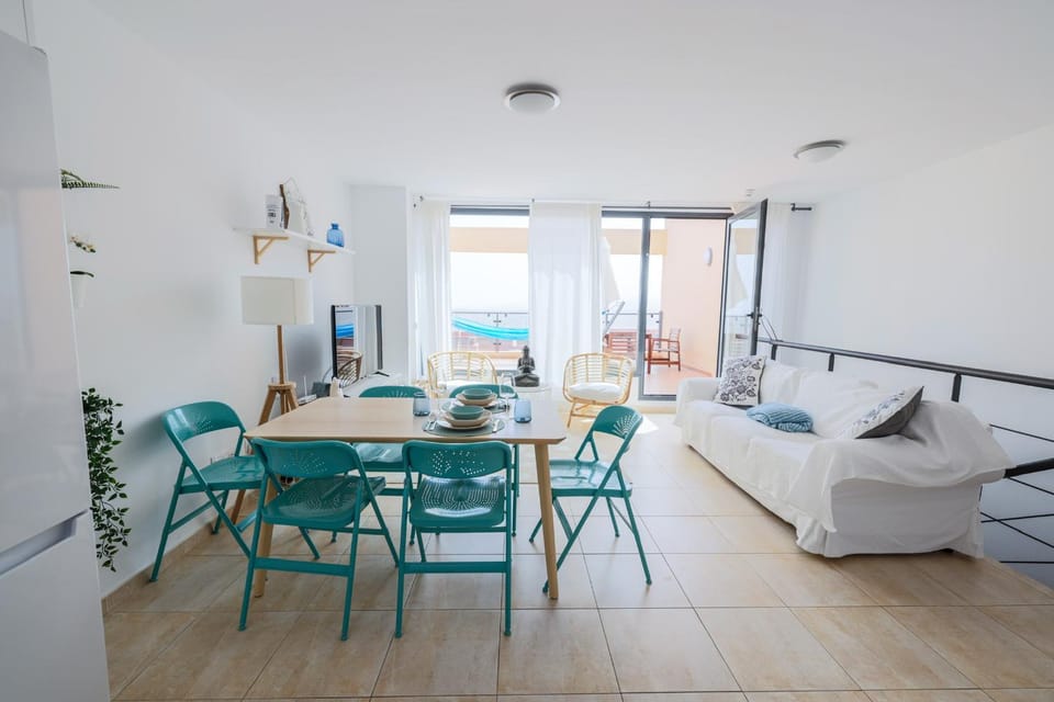 Living room, Photo of the whole room, Seating area, Dining area