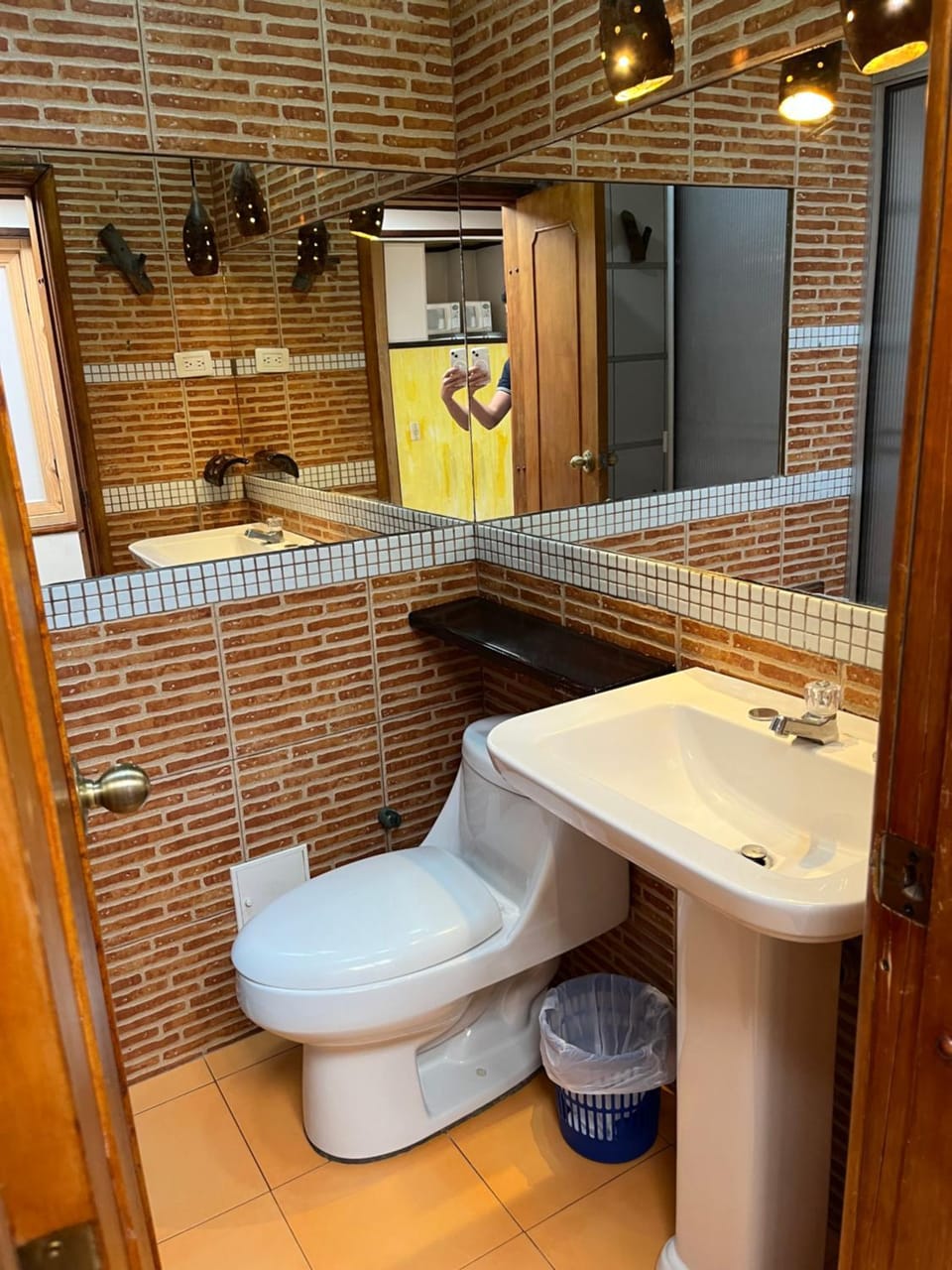 Apartamento en madera cerca del C.C Titán Plaza Apartment in Bogota