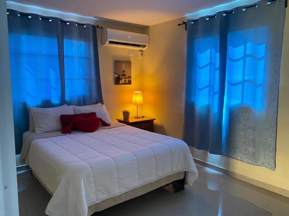 Tiny Apartment By Merengue House ,8 minutos airport Apartment in Santo Domingo Province, Dominican Republic