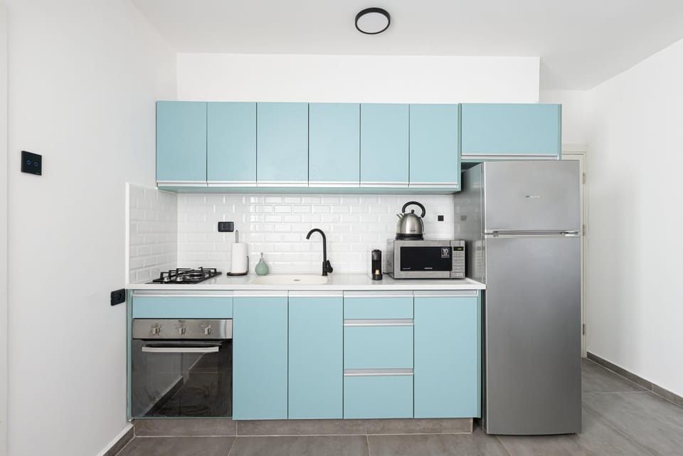 Coffee/tea facilities, Kitchen or kitchenette, minibar, pet friendly, stove