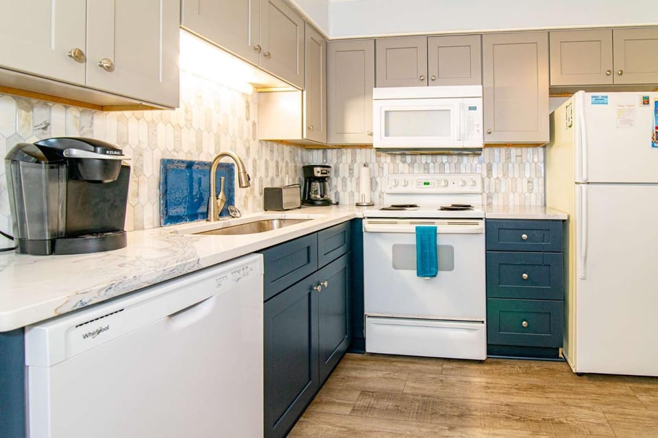 Seas the Day w Ocean Views and New Upgrades House in South Carolina