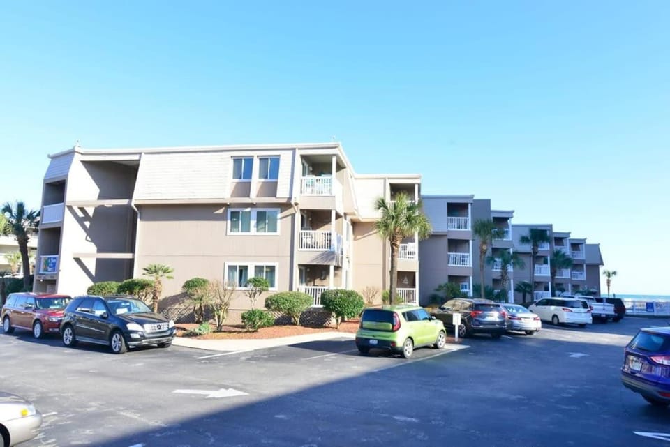 Seas the Day w Ocean Views and New Upgrades House in South Carolina